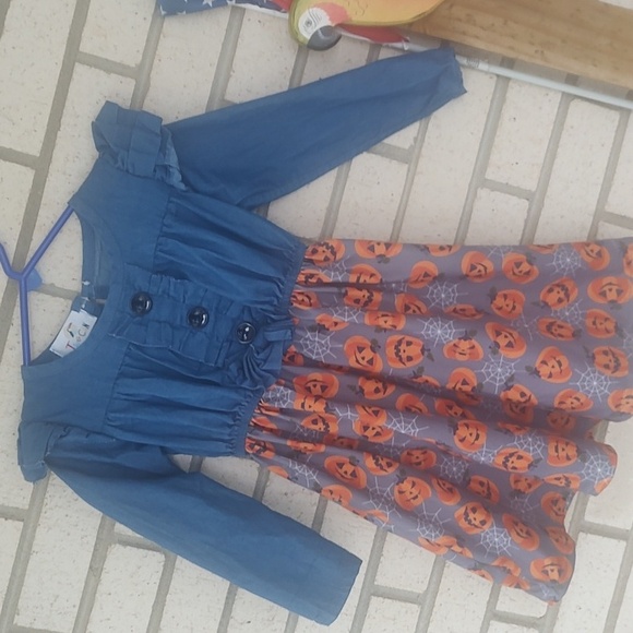 Pumpkin 🎃 Dress - Picture 3 of 10